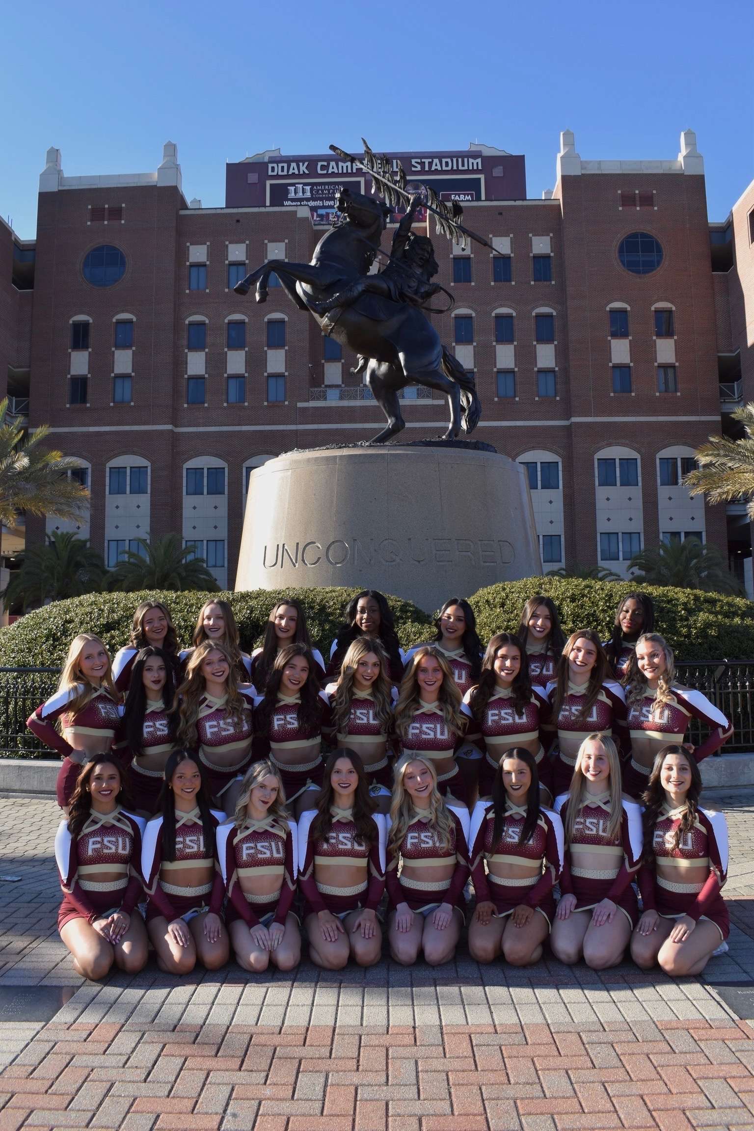 ClubCheerTeam Club Cheerleading team photoshoot