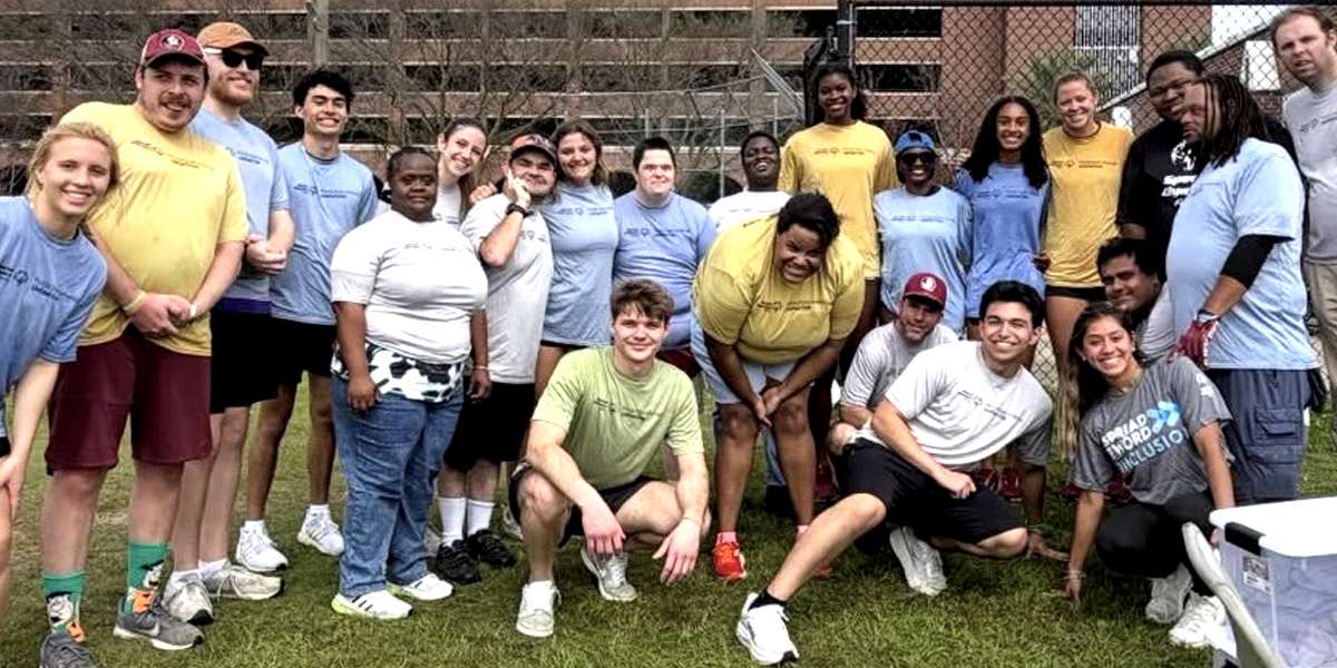 sc-soclub-26a A group photo from the FSU Special Olympics Club.